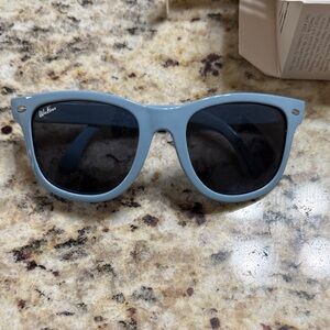 WeeFarers kids sunglasses